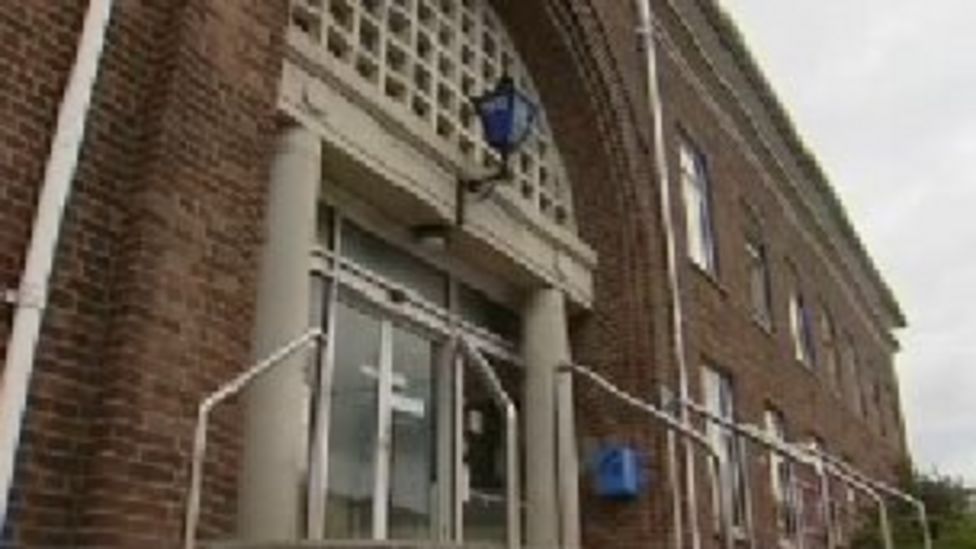 Torquay police station custody death inquiry BBC News