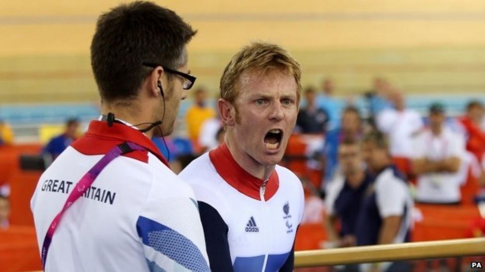 Drama As Paralympic GB Cyclist Jody Cundy Disqualified - BBC Newsround