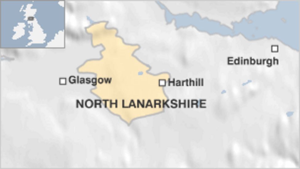 Man, 60, stable after minibus crash on M8 at Harthill BBC News