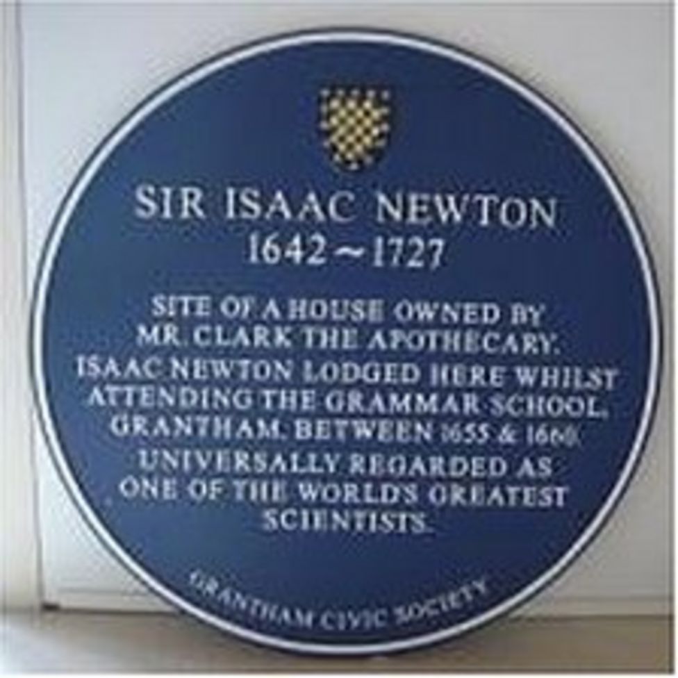 Isaac Newton Plaque Unveiled In Grantham Bbc News 3909