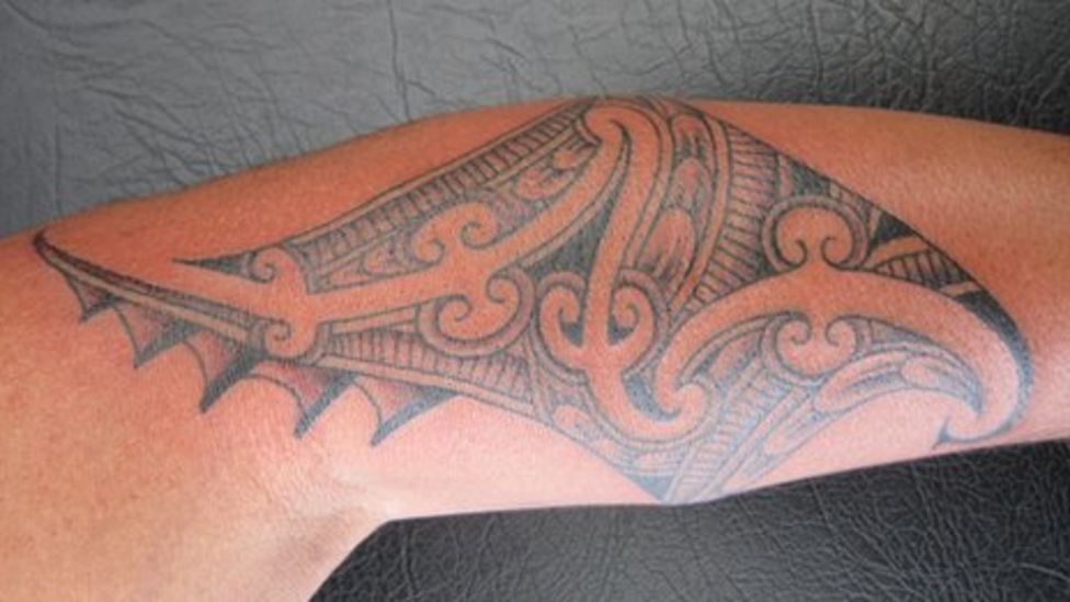 10 readers' tribal tattoos - BBC News