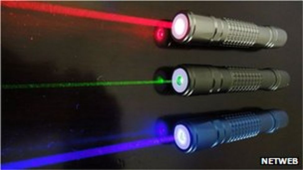 Jail term warning for shining laser pens at aircraft BBC News