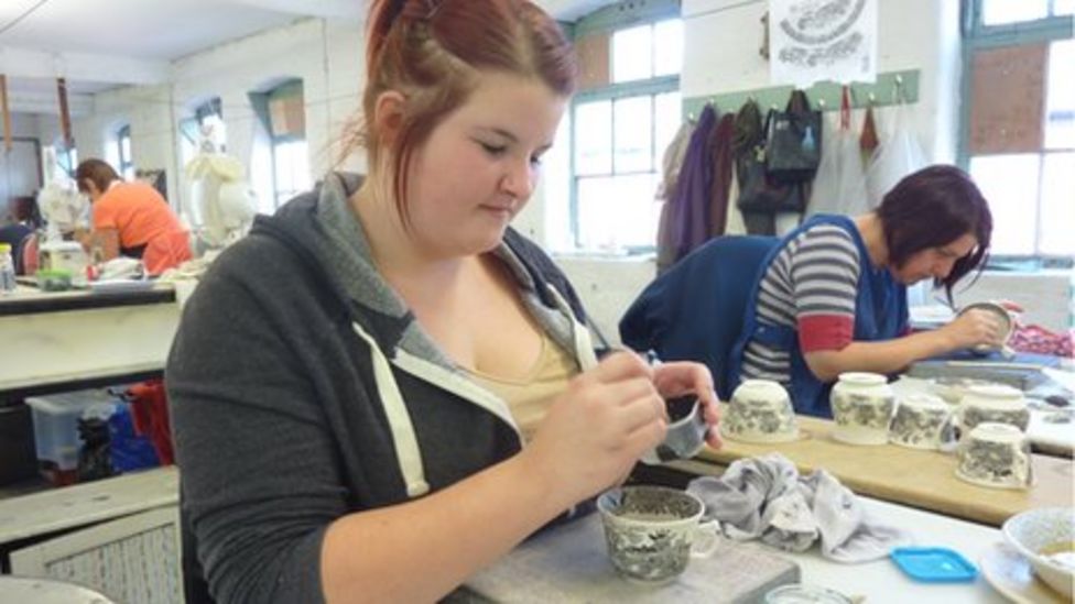 Ceramic academy bid to save StokeonTrent pottery skills BBC News