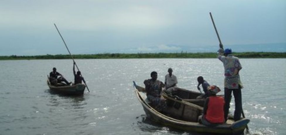 Ugandans evicted to make way for oil refinery - BBC News