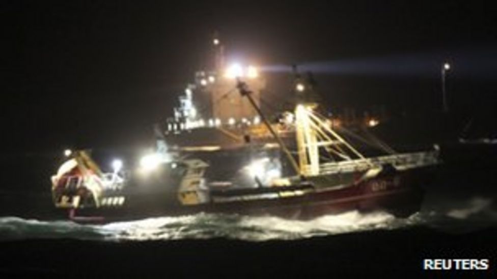 Baltic Ace shipwreck: Dutch coastguards call off search - BBC News