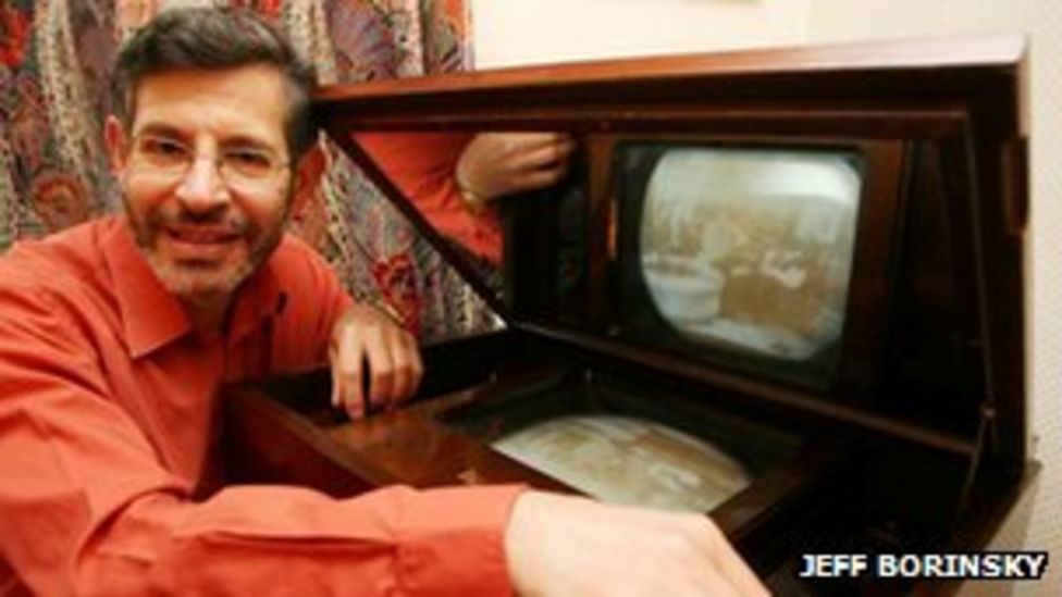 Why we still love our black and white TVs BBC News