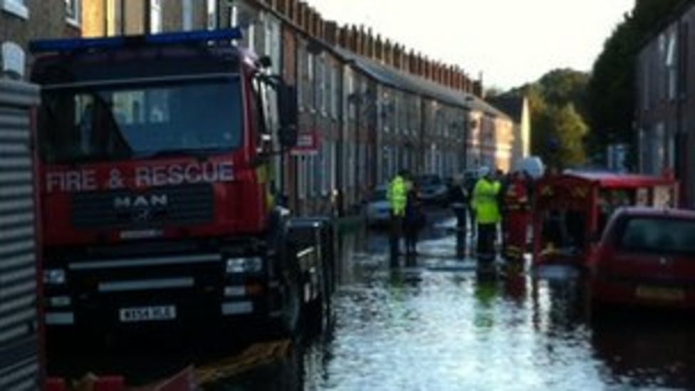 York's Leeman Road flood defence work to start BBC News