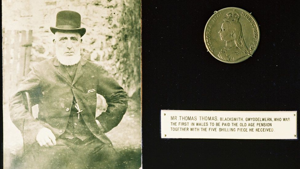 Llun o Thomas Thomas a choron Lloyd George
