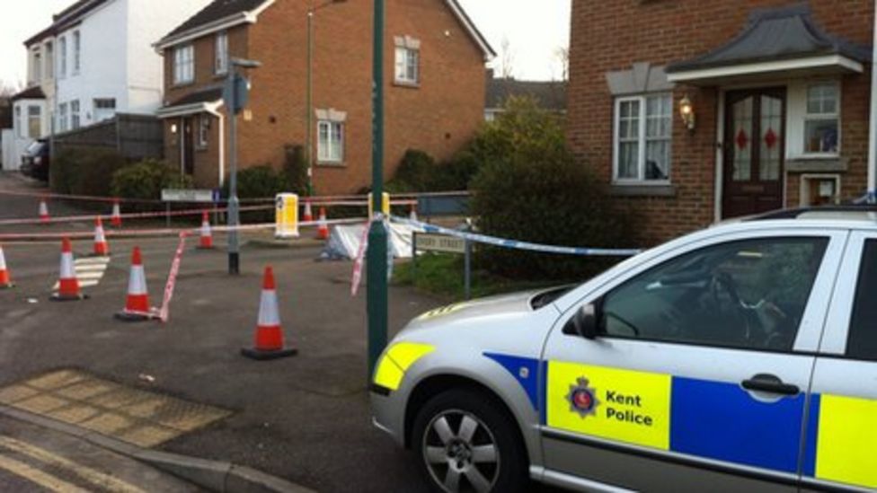 Dartford pair accused of Kevin McKinley gun murder BBC News