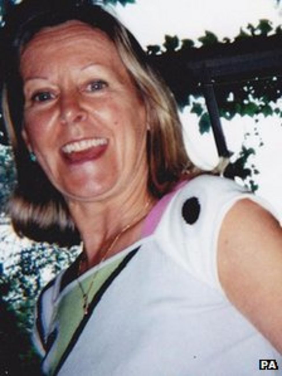 Tenerife expats 'seek closure' after murder guilty verdict - BBC News