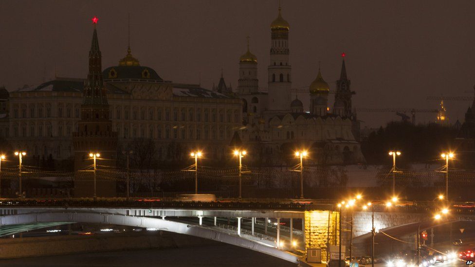 The Kremlin from the Moskva river during Earth Hour