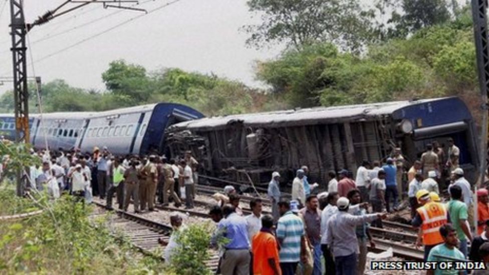 Deadly train accident in Indian state of Tamil Nadu BBC News