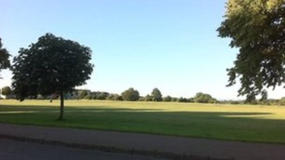 Bristol Zoo wins Clifton Downs parking rights BBC News