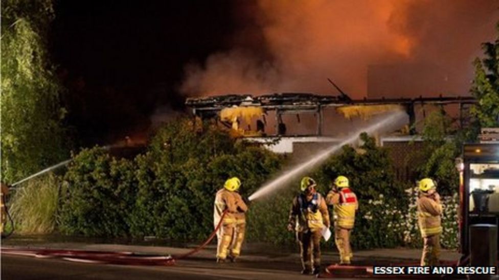 Fire at South Ockendon disused school prompts home evacuations BBC News
