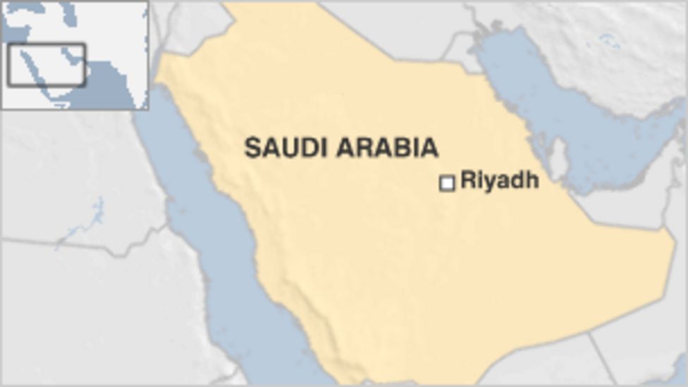 Saudi dies after setting himself on fire in protest - BBC News