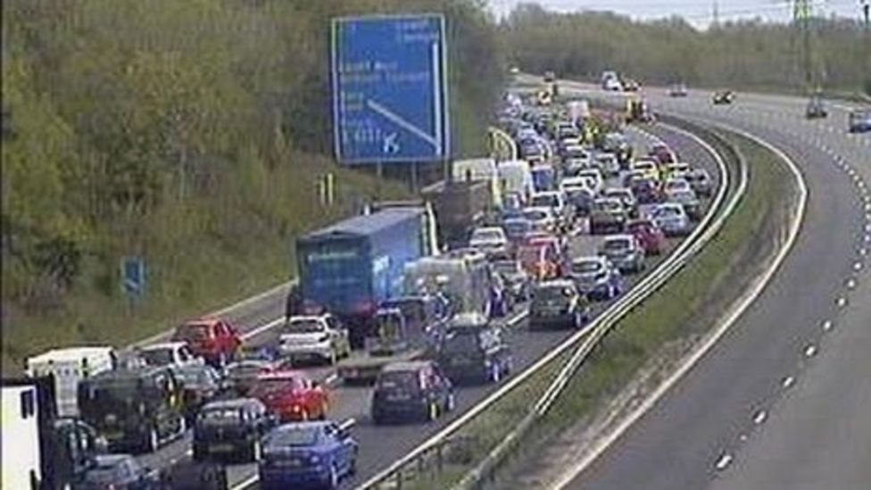 travel update m4 south wales