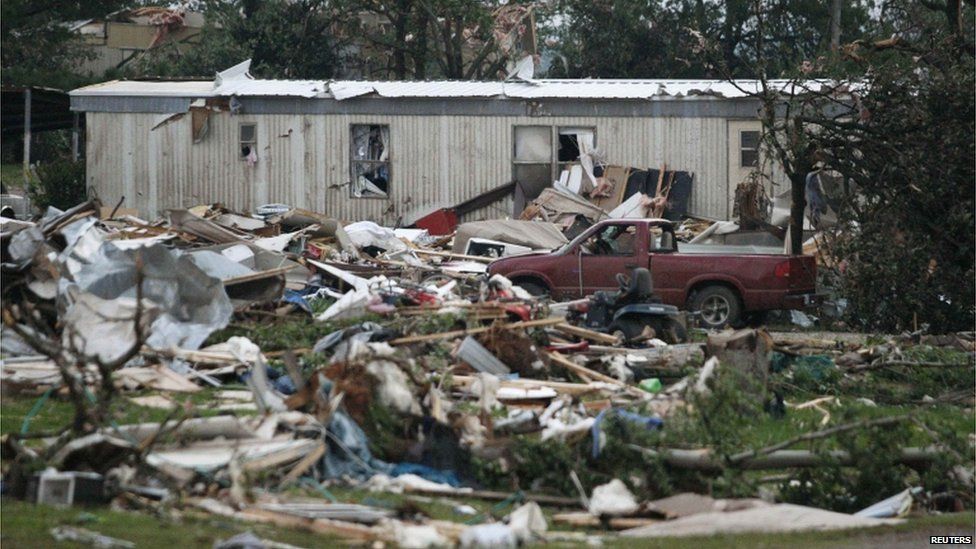 In pictures Tornadoes bring destruction to Oklahoma BBC News