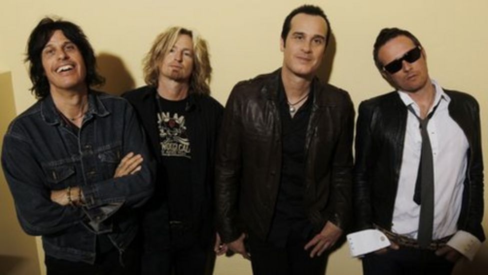 Scott Weiland: Tributes Paid To Stone Temple Pilots Singer Who Has Died ...