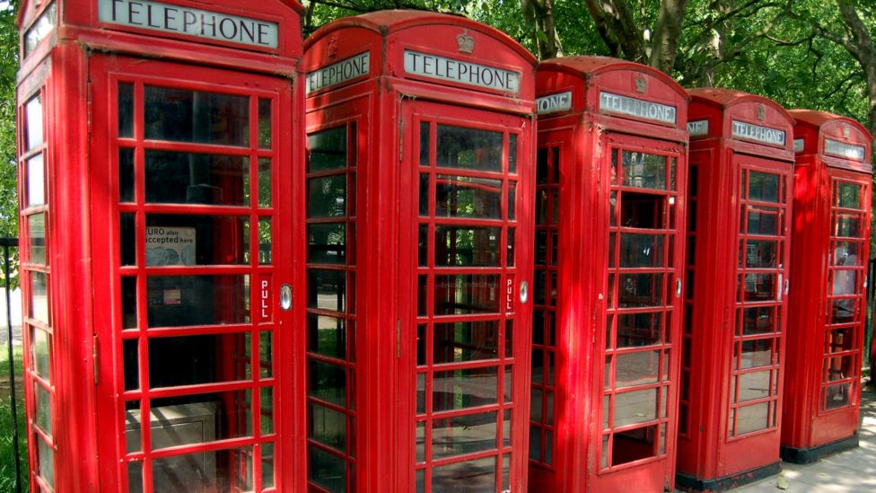 Phone boxes turn green to charge mobiles - BBC News