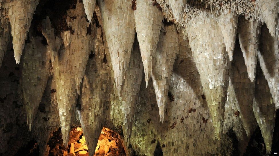 In pictures: Restored Painshill Park crystal grotto unveiled - BBC News