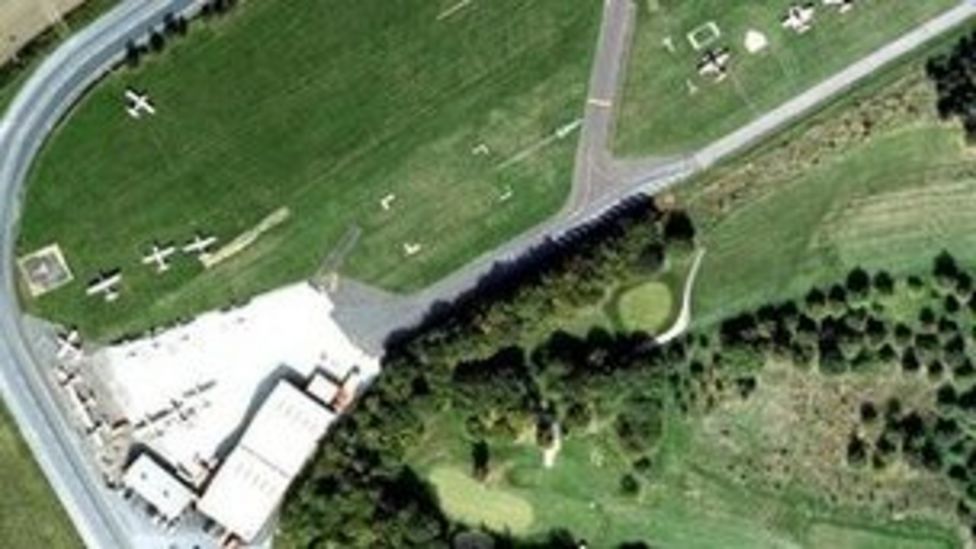 Earls Colne aeroplane collision pilot 'lost control' BBC News