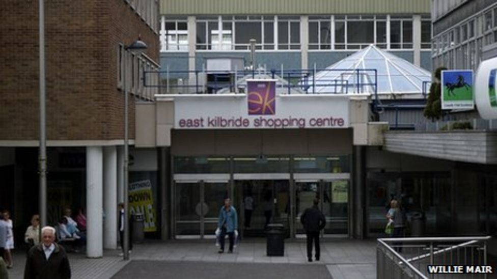 East Kilbride shopping centre suffers power cut BBC News