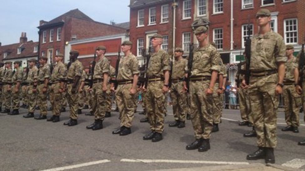Tigers in freedom of Winchester city parade BBC News