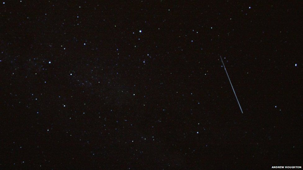 Perseid meteor shower: Your pictures - BBC News