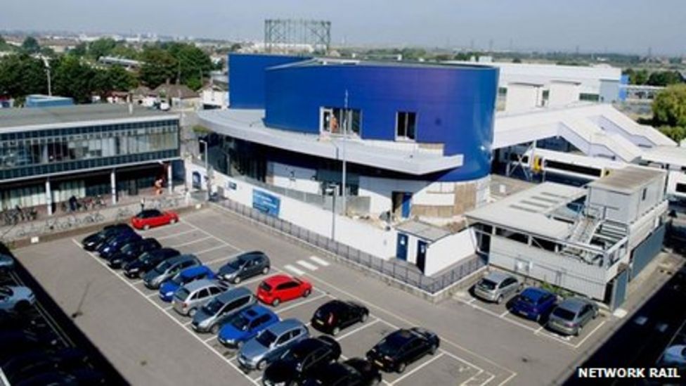 Dartford station building opens to passengers BBC News