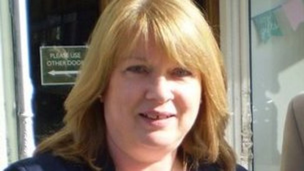 Dunfermline By Election Lib Dems Pick Susan Leslie As Candidate Bbc News 