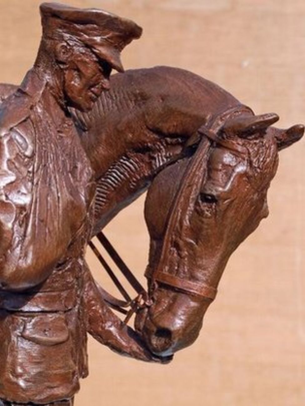 Romsey WWI war horse memorial model unveiled BBC News