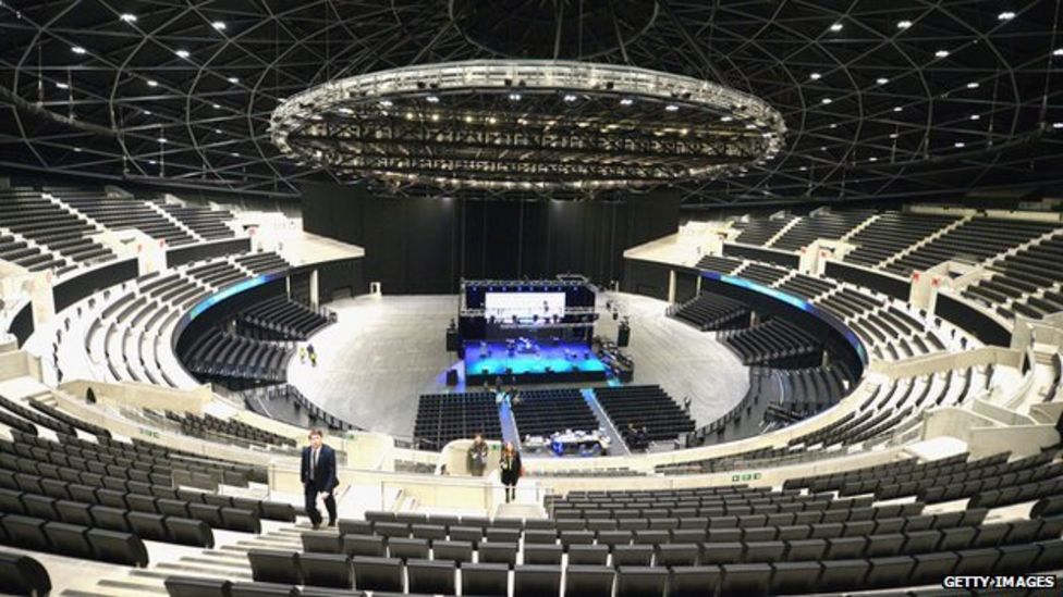The Hydro Lights go on at Glasgow's new concert venue BBC News