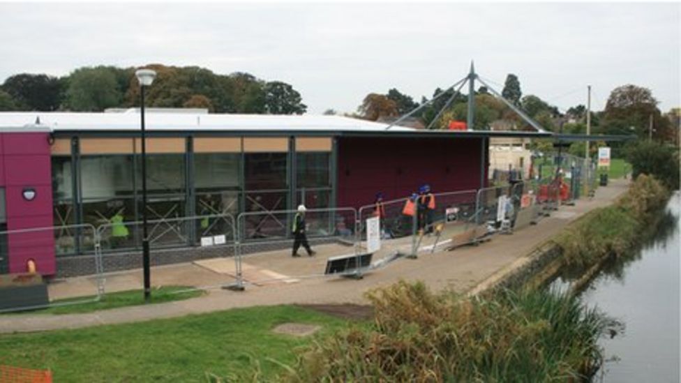 Sleaford Leisure Centre to reopen after £2.85m revamp BBC News