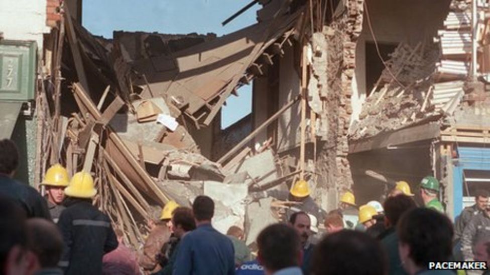 Shankill Road bomb atrocity remembered by community BBC News