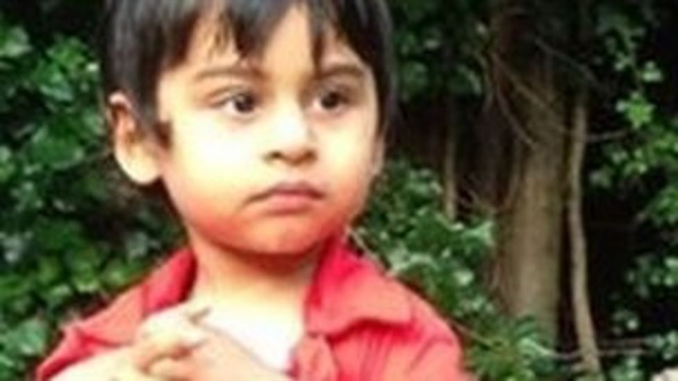 Hundreds register as Birmingham bone marrow donors BBC News