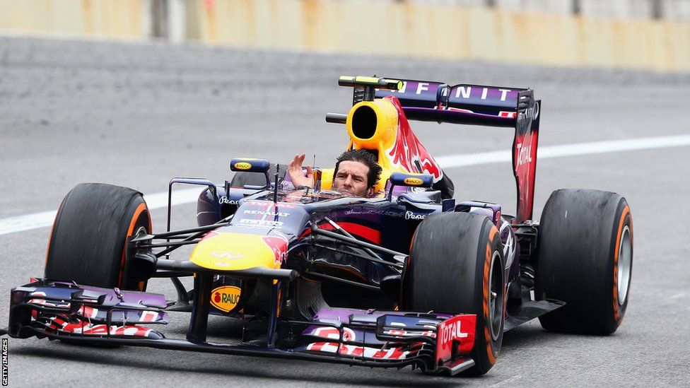 Mark Webber says goodbye to his fans at the end of the Brazilian Grand Prix