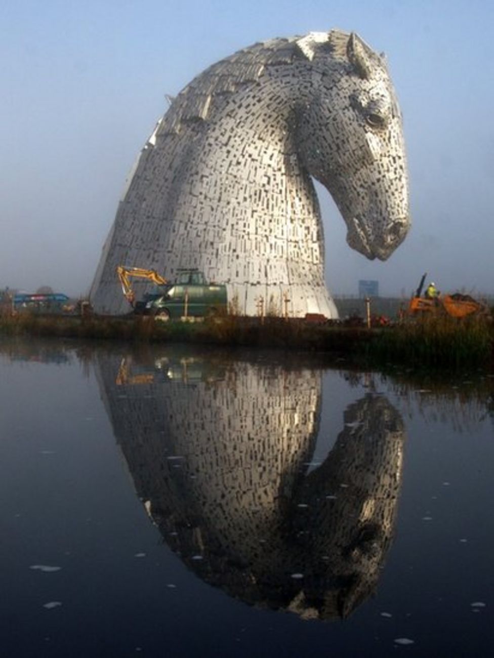 In Pictures Kelpies Construction Work Completed Bbc News 