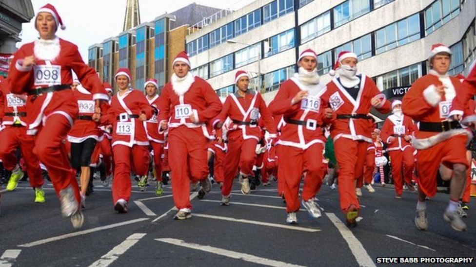 Father Christmases needed for Isle of Man Santa Dash BBC News