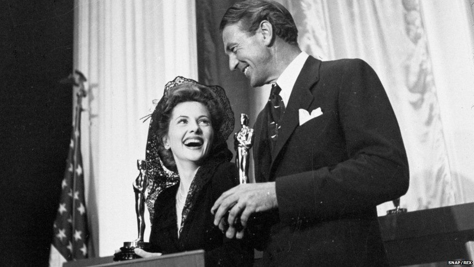 Joan Fontaine and Gary Cooper at the 1942 Oscars