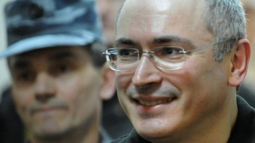 Khodorkovsky Vows To Help Russian Political Prisoners BBC News    71849281 71849280 