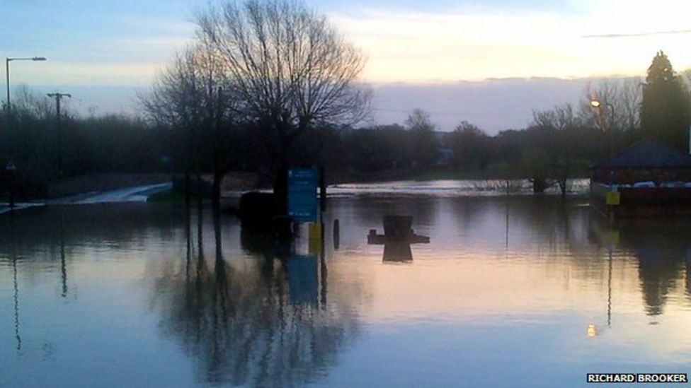 Warwickshire Flood Warnings Downgraded - BBC News