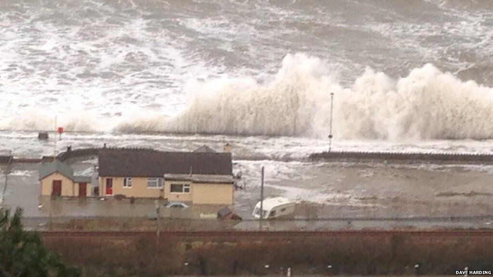 Storm wave at Barmouth, Gwynedd