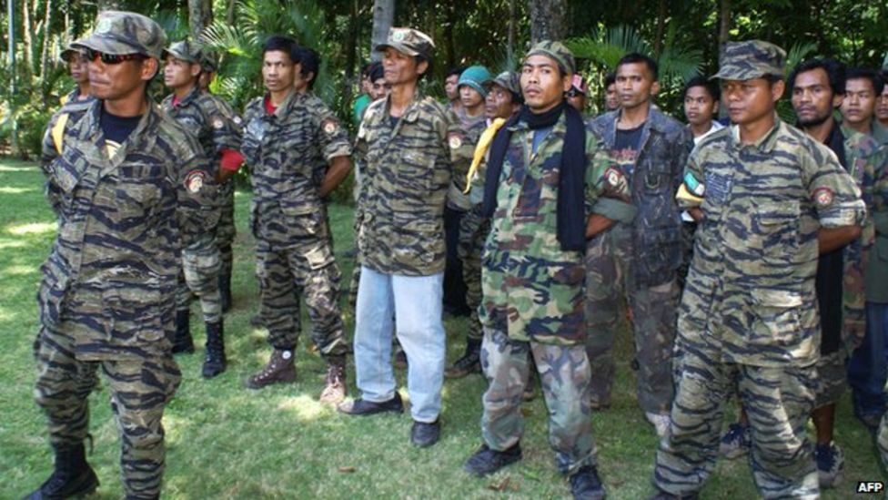 Philippines and Muslim rebels reach agreement - BBC News