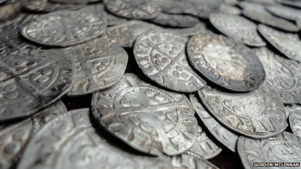 Ayrshire Treasure Hunters Uncover Twynholm Silver Coins - Bbc News