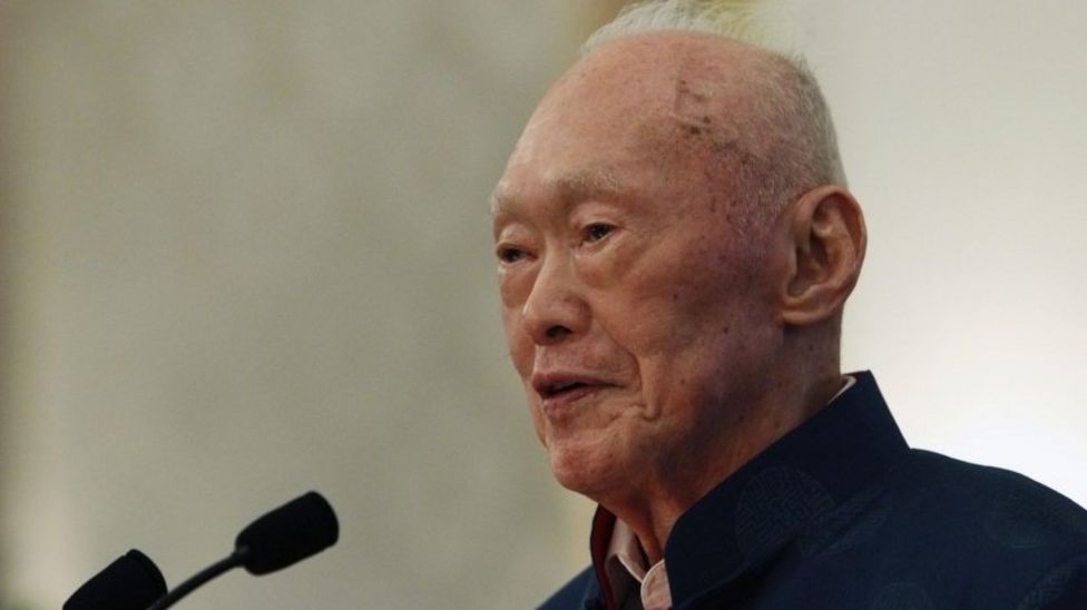 Singapore's Founding Father Lee Kuan Yew Dies At 91 - BBC News