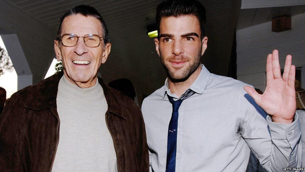 Leonard Nimoy with Zachary Quinto in 2009