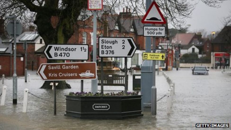 Berkshire floods Flooding fears as rising waters expected BBC News