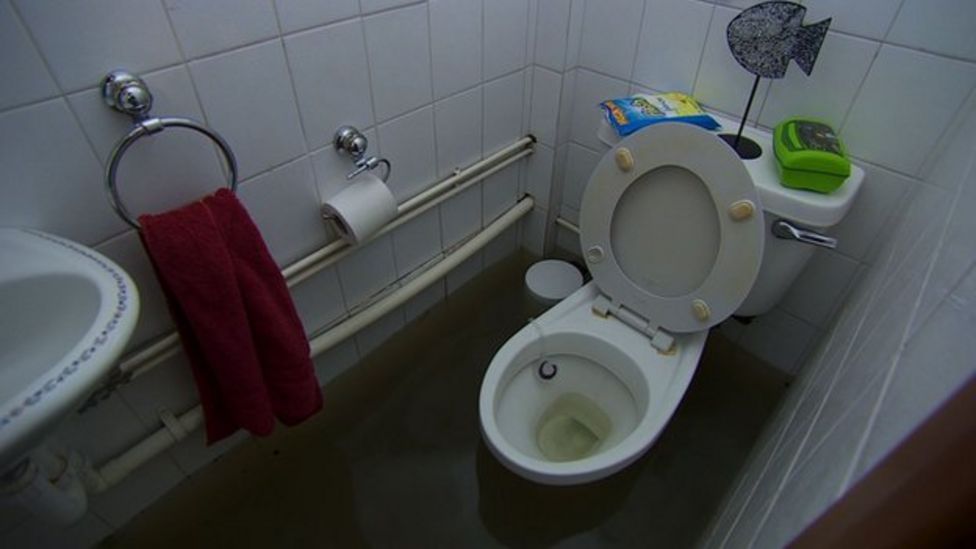 UK storms Living with contaminated flood water BBC News