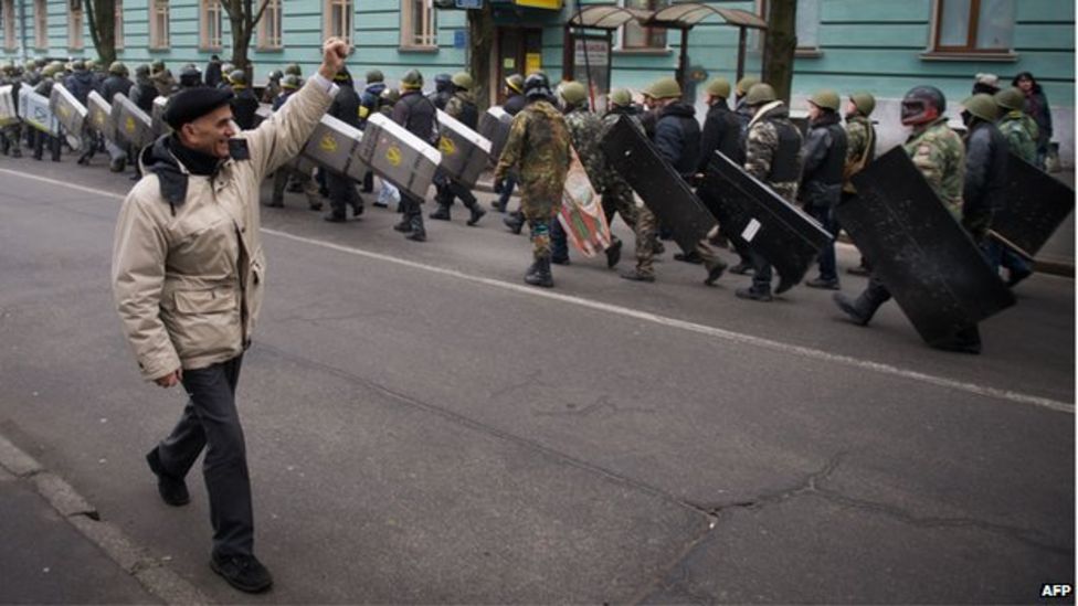 Ukraine Protesters End Occupations - Bbc News