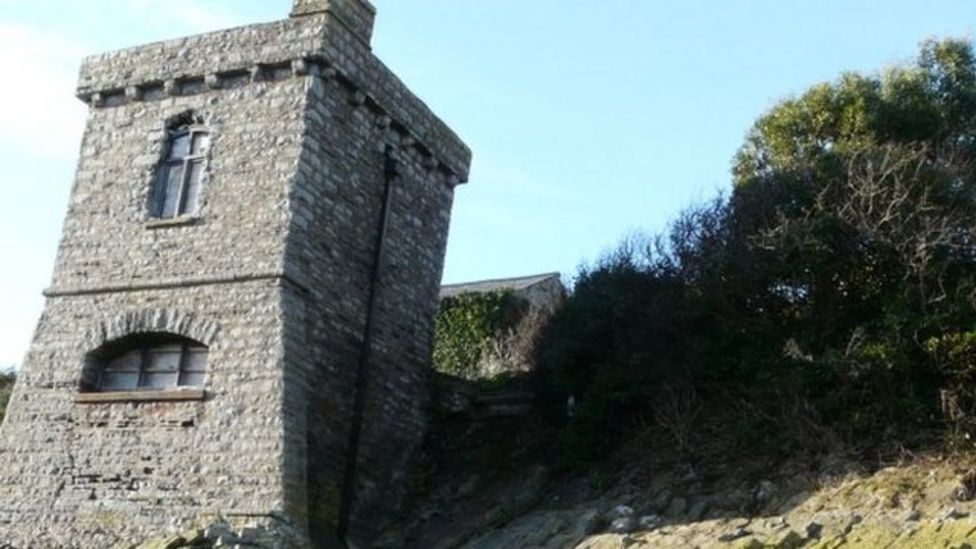 Historic watchtower up for sale at Cold Knap, Barry BBC News